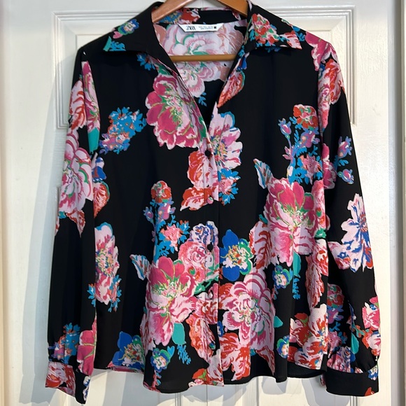 Zara Floral Button Up Blouse - Picture 1 of 5